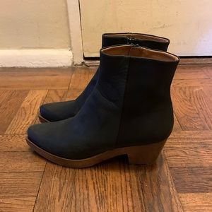 COCLICO kabuki clog boot size 40